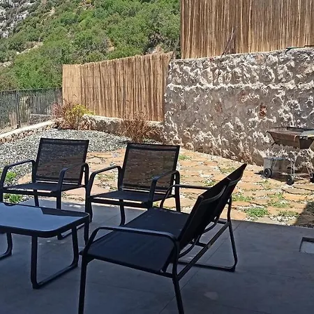 Payam Stone House Holiday home