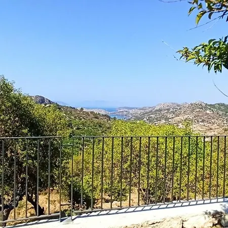 Holiday home Payam Stone House *